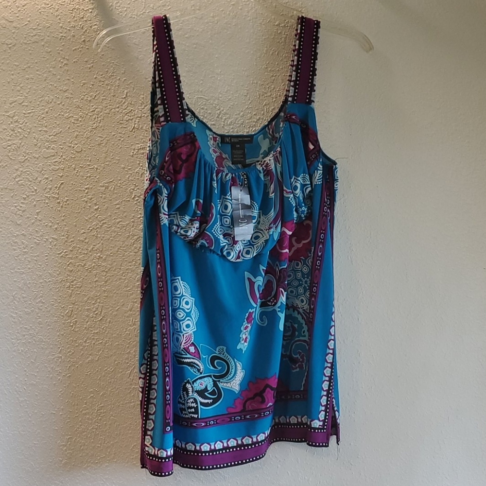 Floral Blouse (Size 20-22)